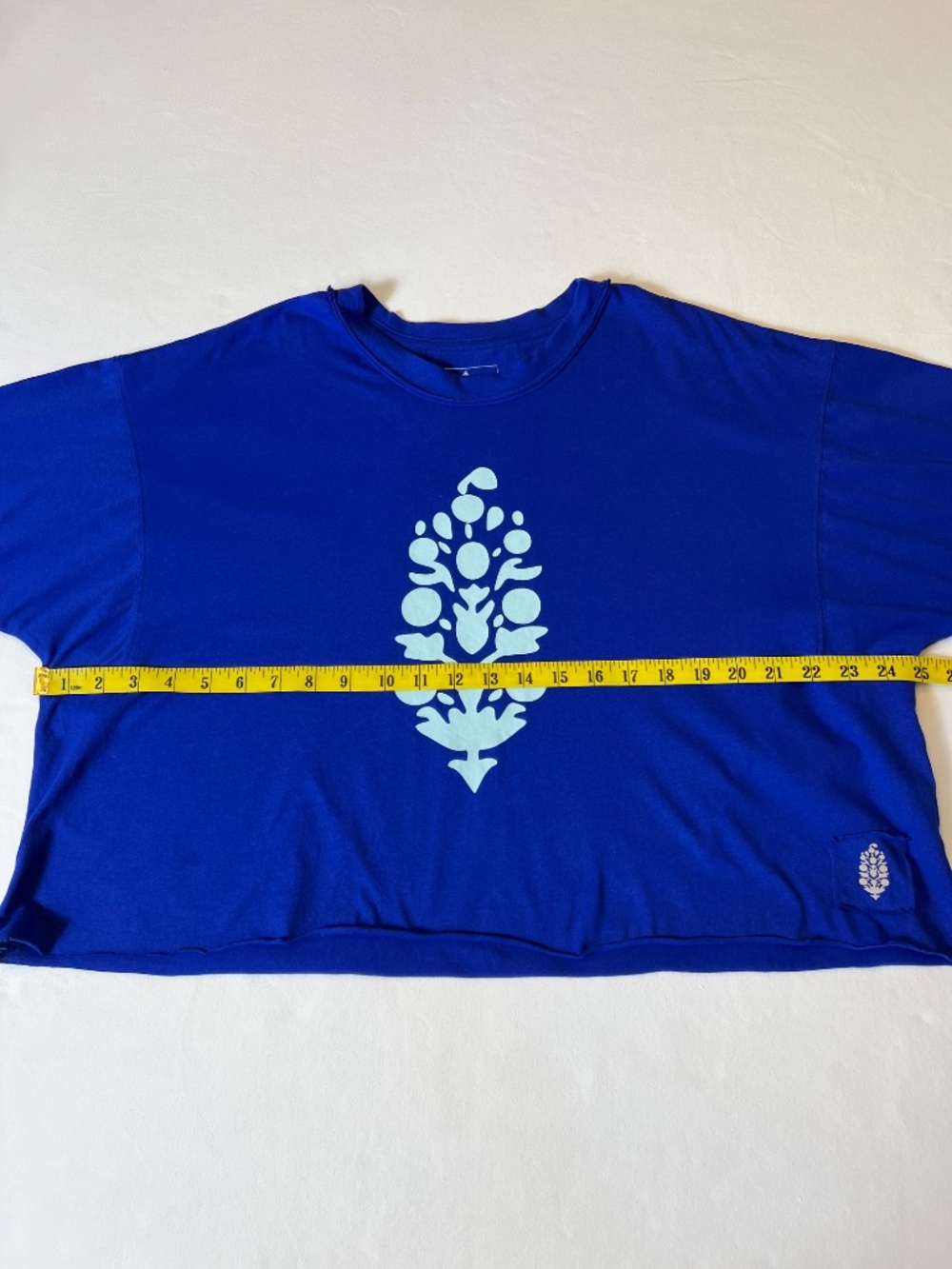 *FIRM PRICE* Free People Movement Inspire Buti Logo Cropped Tee - Picture 6 of 11